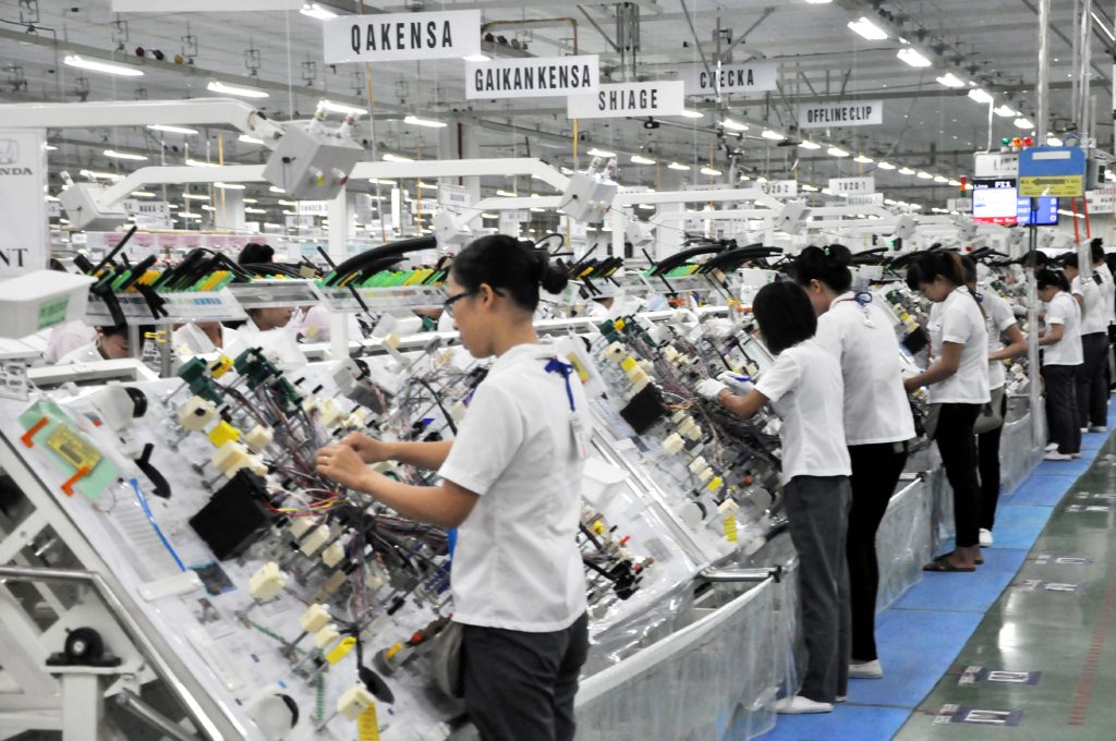 Quản trị năng lực sản xuất bằng phương pháp Cân bằng dây chuyền