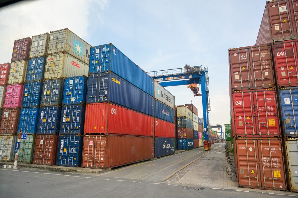 PHÂN BIỆT QUÁ CẢNH VÀ CHUYỂN TẢI TRONG XUẤT NHẬP KHẨU